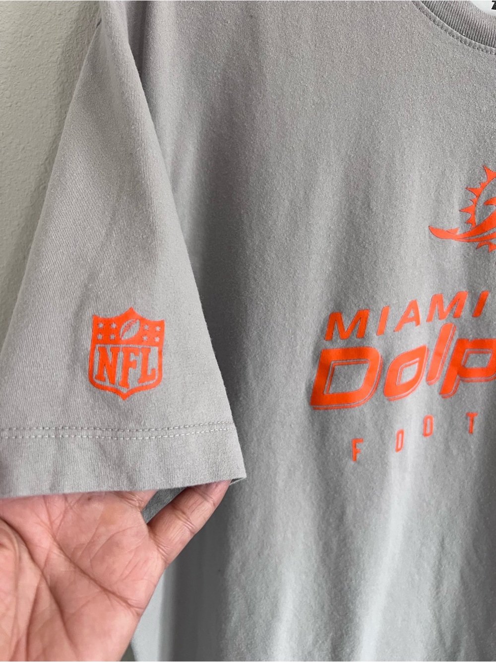 Team/Player Issued Long Sleeve Performance Shirt - Picture 5 of 5